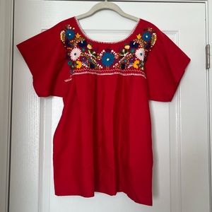 NWOT Mexican Puebla Blouse Floral Embroidered Design